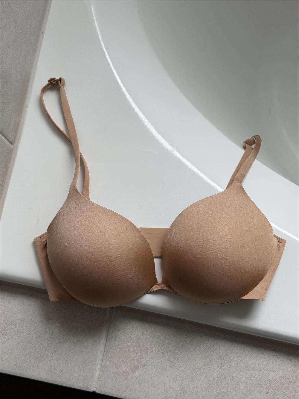 SKIMS Ultimate Teardrop Push-Up Bra in Clay 32D